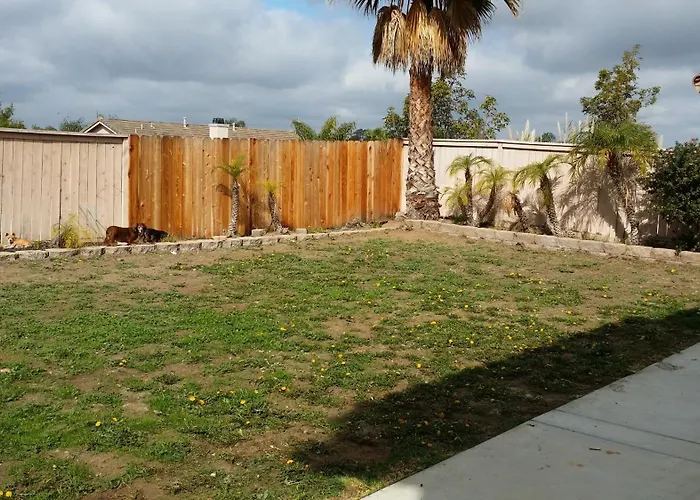 Luxury 1 Bed 1 Bath Fully Private