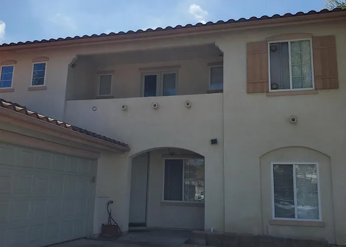 Luxury 1 Bed 1 Bath Fully Private