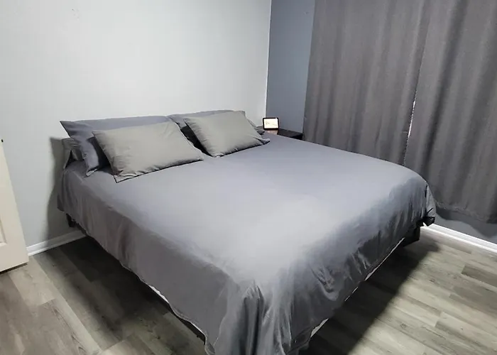 Luxury 1 Bed 1 Bath Fully Private