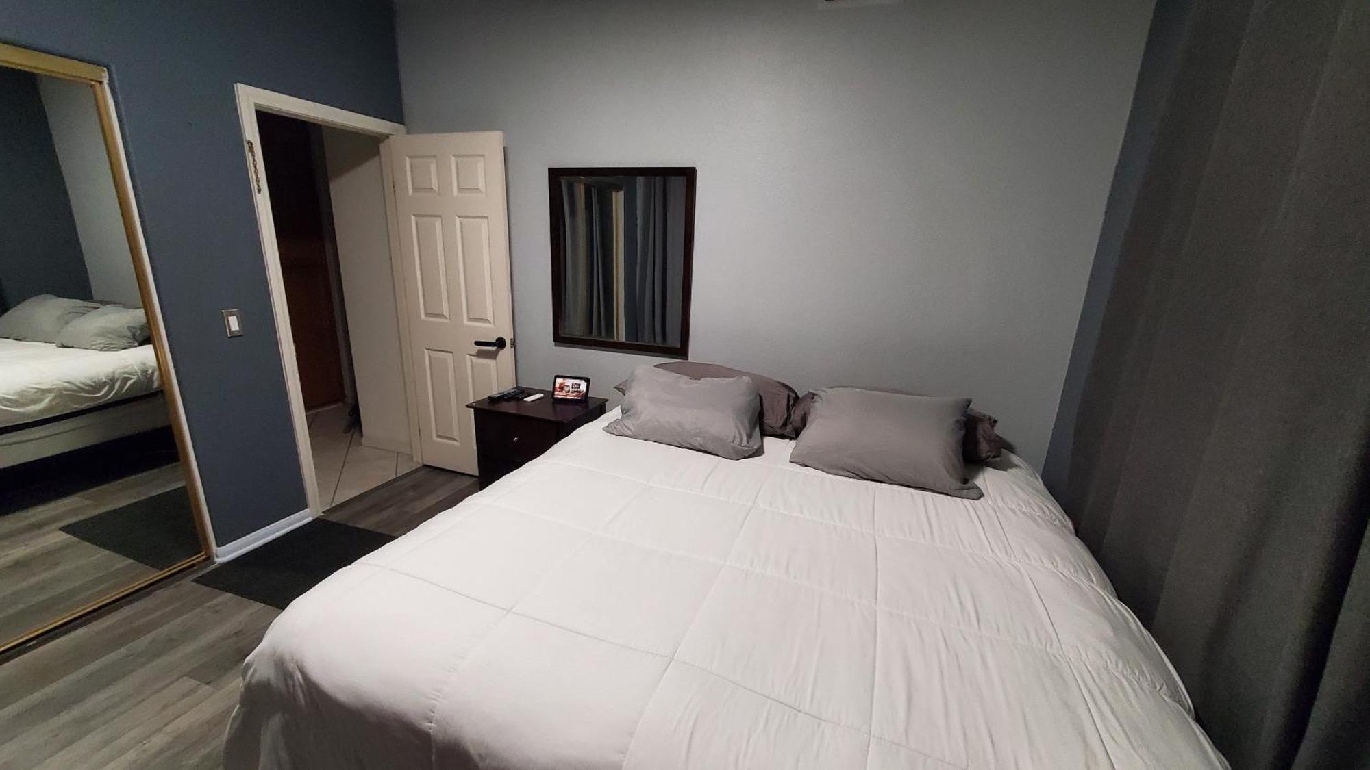 Luxury 1 Bed 1 Bath Fully Private