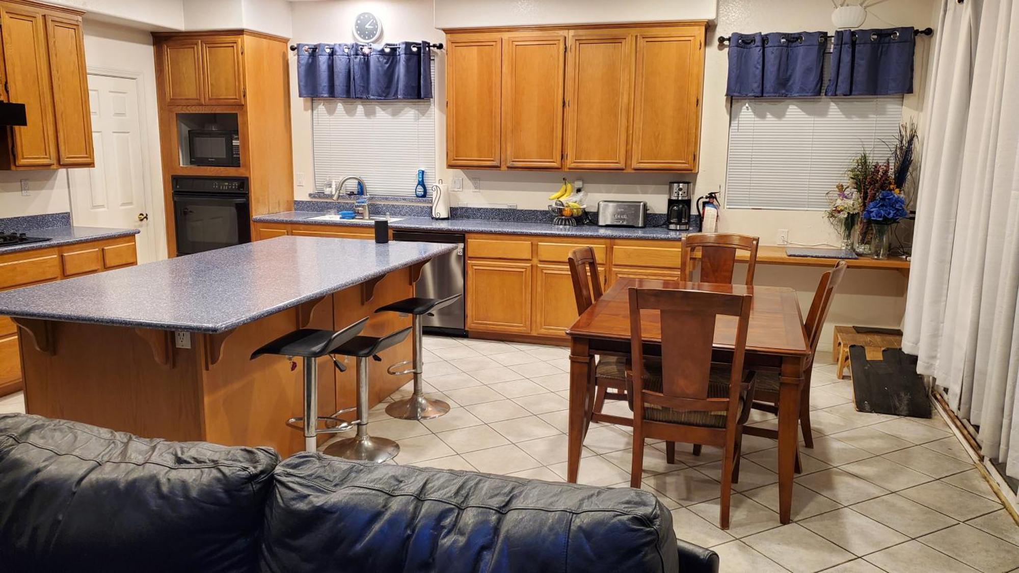 Luxury 1 Bed 1 Bath Fully Private * Chula Vista