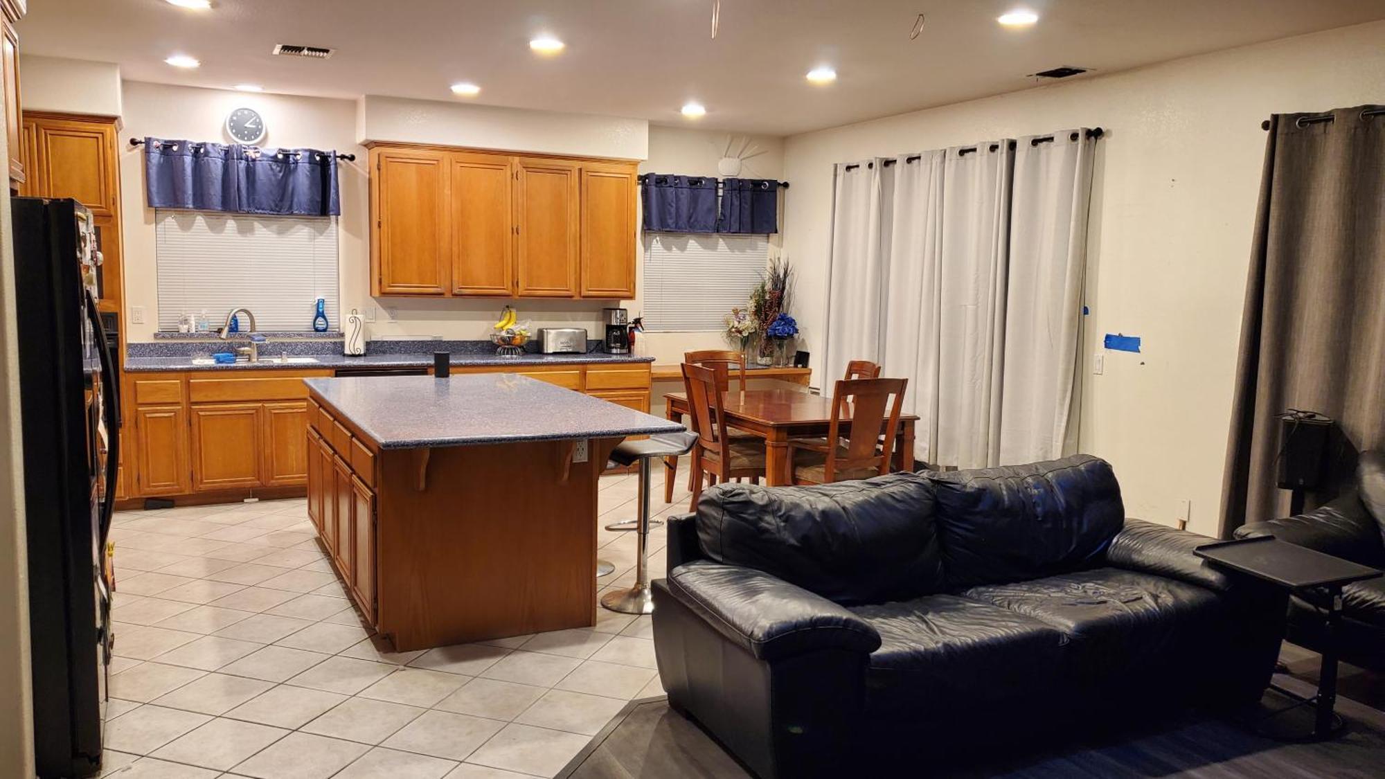Luxury 1 Bed 1 Bath Fully Private